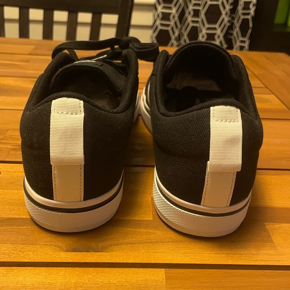 Adidas Bravada 2.0 Skate Sneaker - Picture 5 of 5